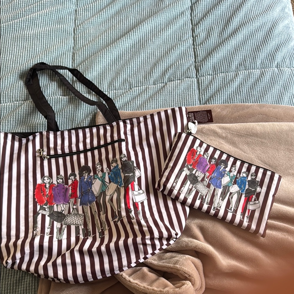 henri Bendel Packable Shopper Tote and Pouch with Izak Zenou artwork